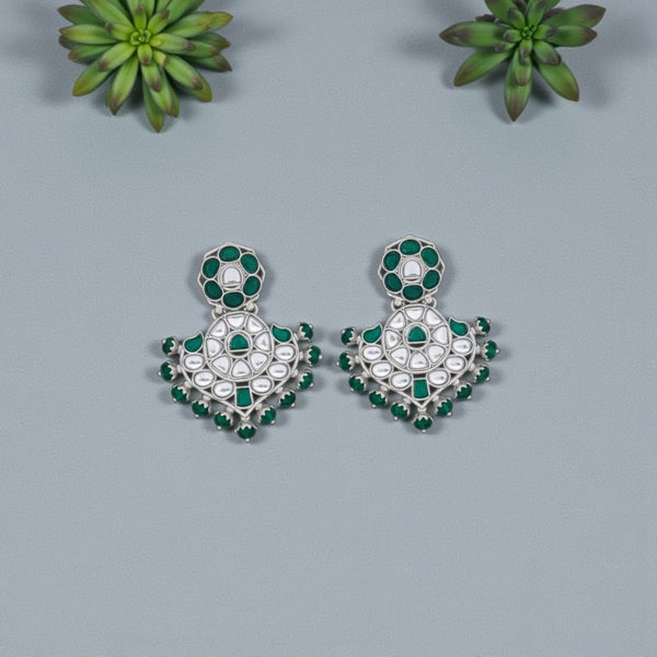 Kundan Emerald Blossom Earrings
