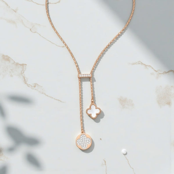 Clover Bliss Pendant Chain Pendant